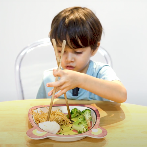 Why teaching kids to eat with chopsticks is a good idea!